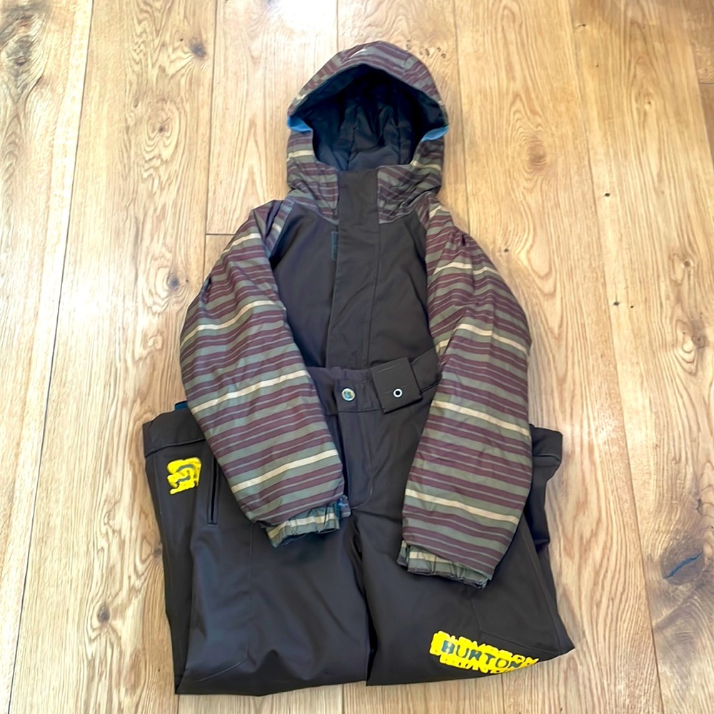Burton Boarding Suit (pants & jacket).  Size Med (7/8)